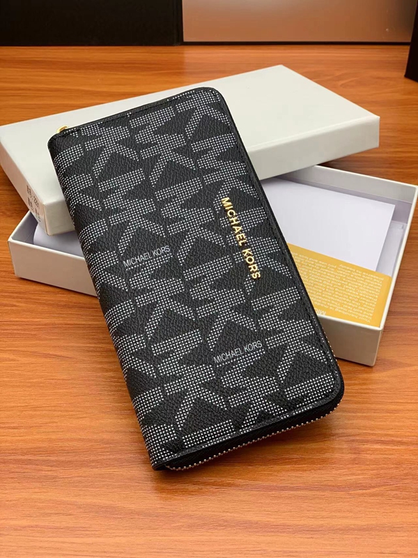 超激安ブランド財布偽物正面デザイン